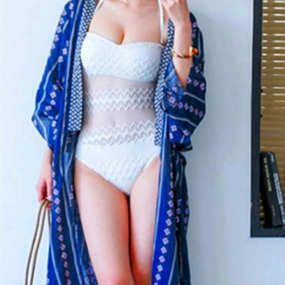 T&J Designs One Piece Lace Swimsuit Bargello Halter Various Sizes - Picture 6 of 13